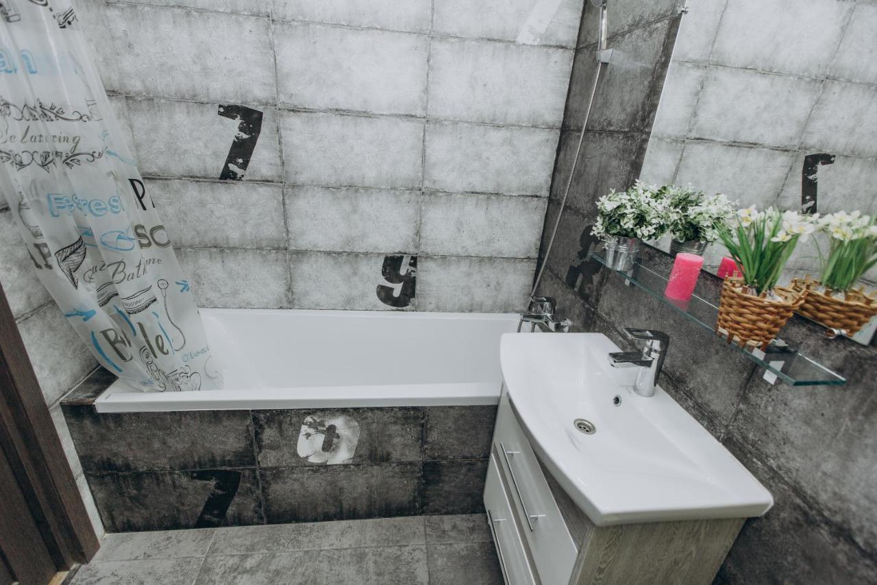Luxury Apartments Neer Lavina Сумы Экстерьер фото